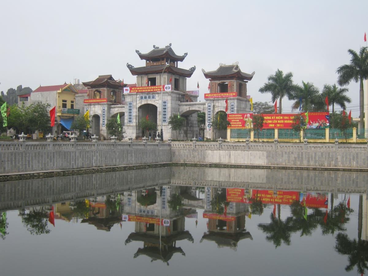 Hoa Lu – Trang An 1 day tour