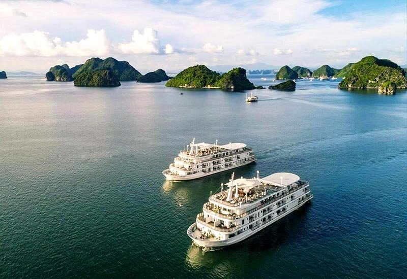 Ha Long cruise tour for 2 days 1 night