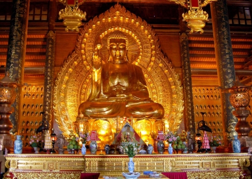 Bai Dinh Pagoda Tour - Dia Tang Phi Lai Tu – Cay Thi Pagoda 1 day
