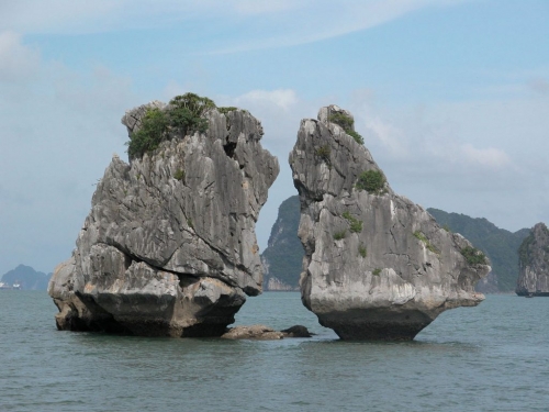 Ha Long - Ninh Binh - Hanoi 4 days 3 nights