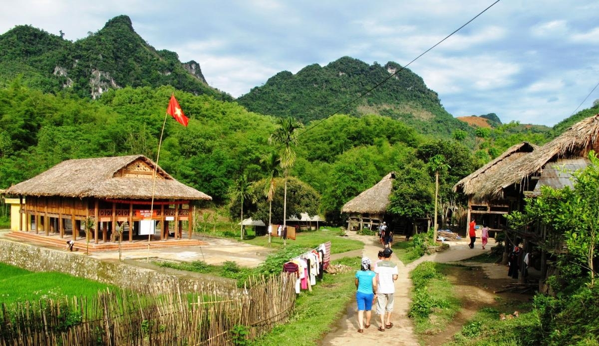 Moc Chau - Son La - Dien Bien 3N2D from Hanoi